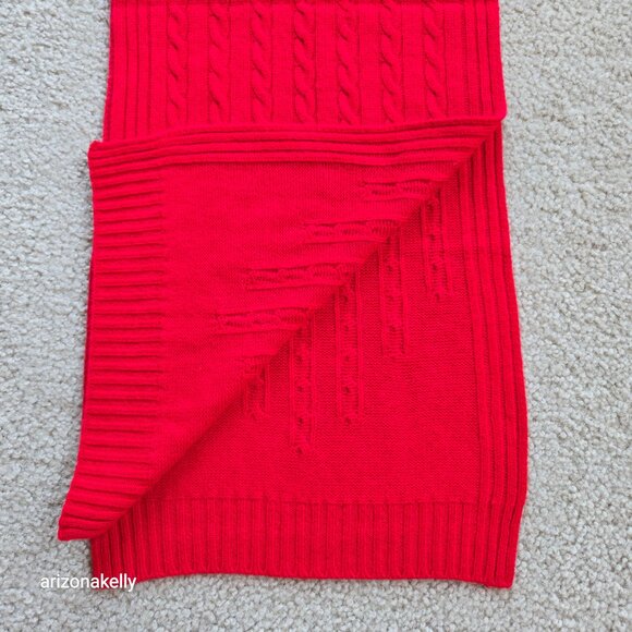 Red Cashmere Cable Knit Scarf - Picture 8 of 8